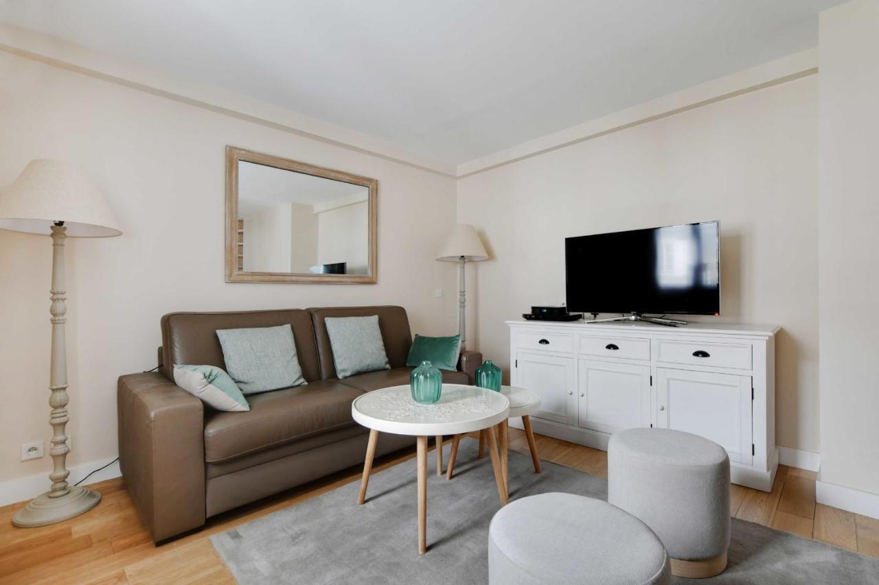 Апартаменты Amazing Duplex 4P- Louvre Museum Париж Экстерьер фото